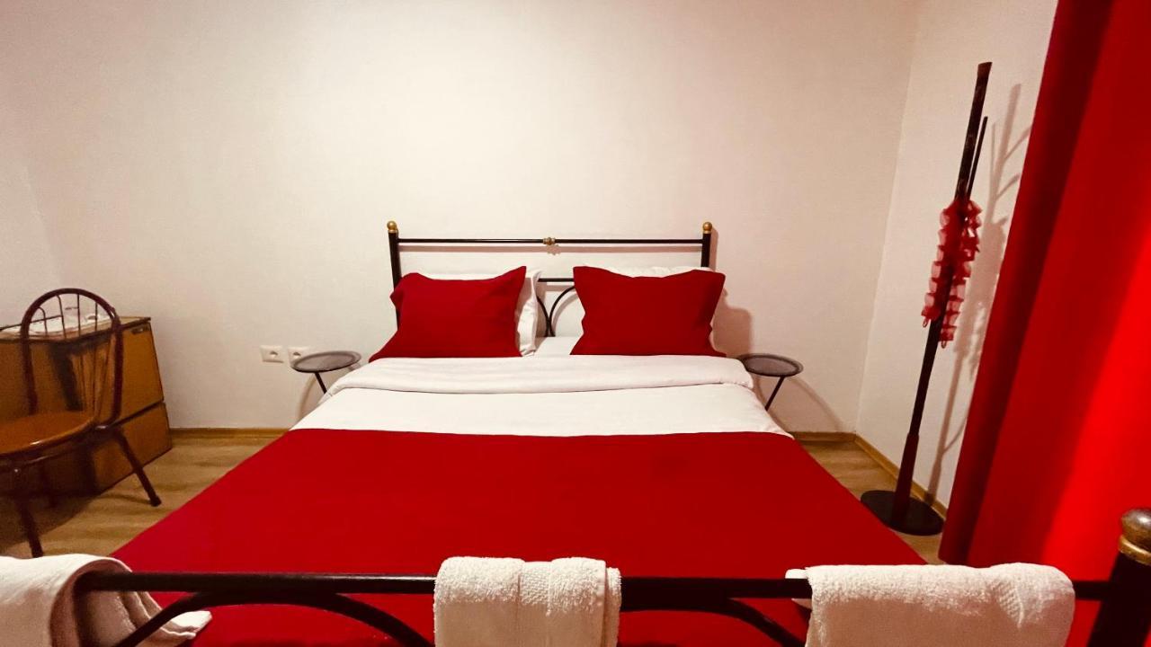 טיראנה Hotel Drinos מראה חיצוני תמונה